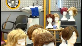 Documentaire C’est pas sorcier – Couper les cheveux en quatre