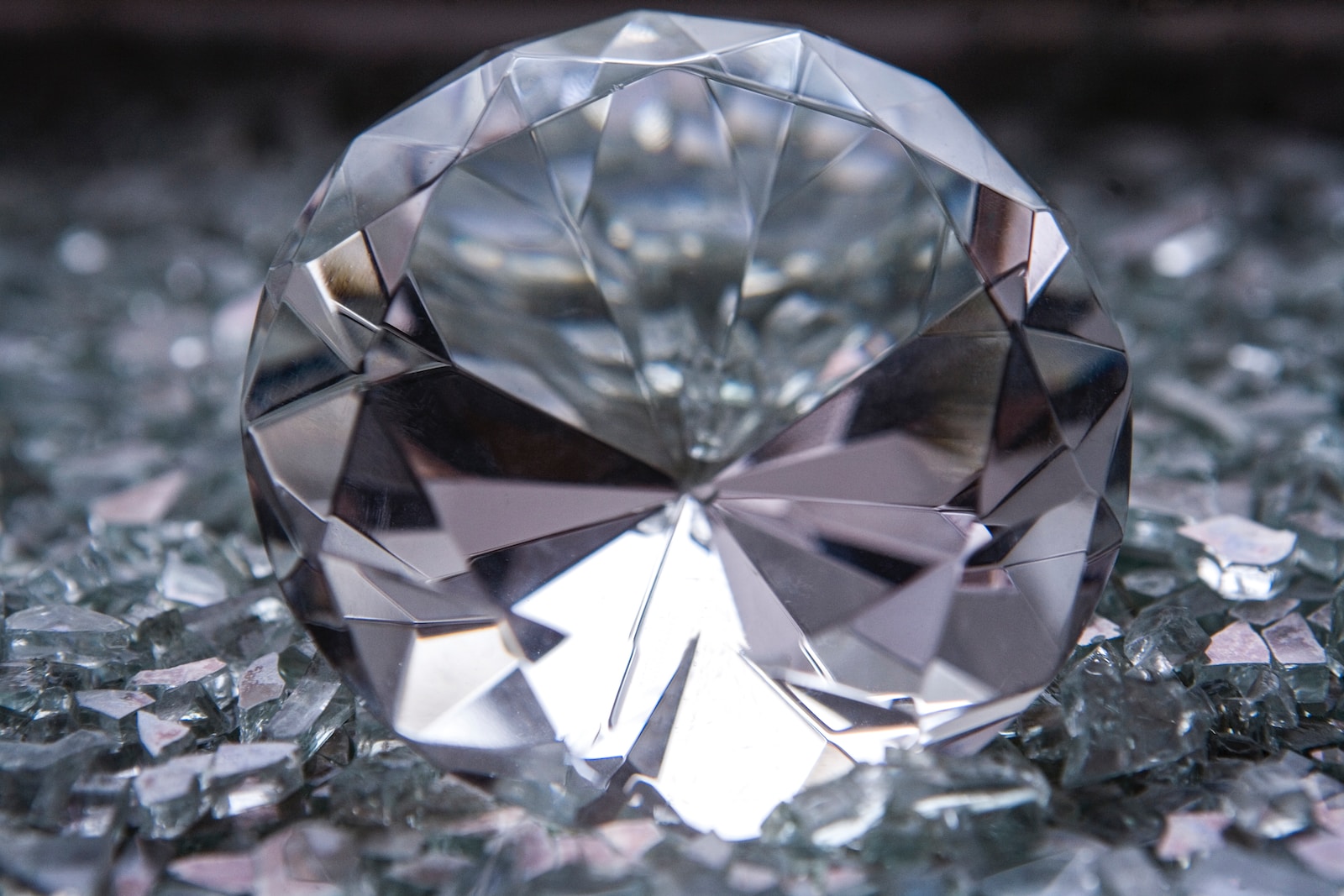 Documentaire L’essor des diamants de laboratoire en gros : un choix durable et innovant