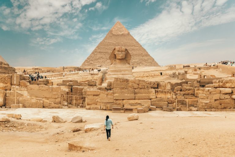 Article | Voyager à travers le jeu : 5 machines à sous emblématiques sur le thème de l’Égypte Antique