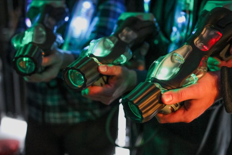 Article | Le Laser Game : une aventure lumineuse