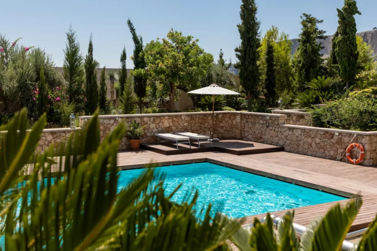 Article | Quel revêtement choisir pour sa terrasse de piscine ?