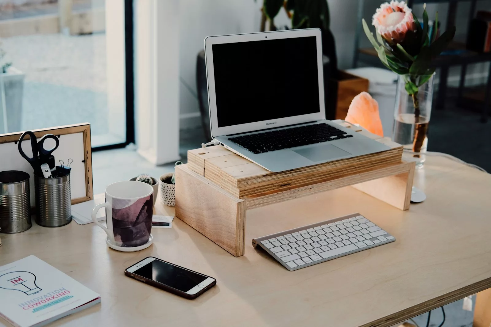 Télétravail : comment bien choisir son bureau ?