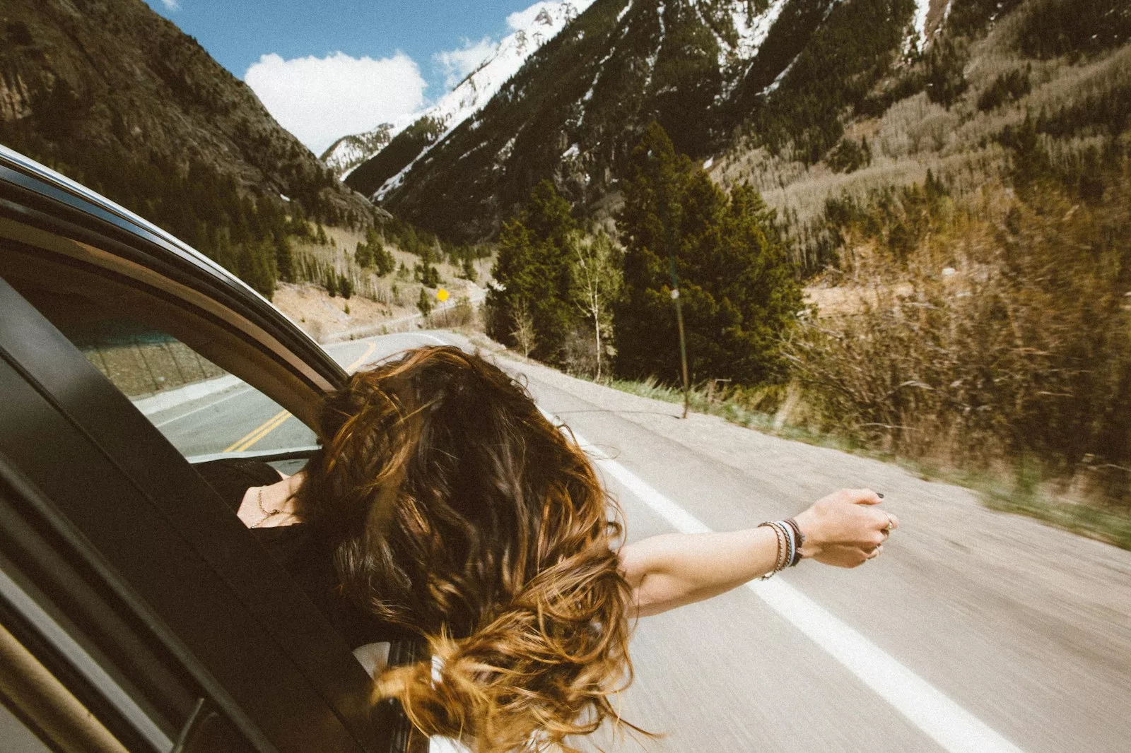 Préparer la voiture pour un road trip en famille