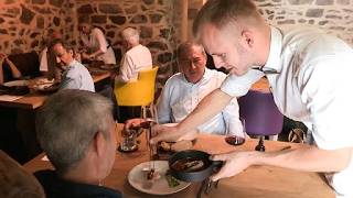 Documentaire Guides et avis : la terreur des restaurateurs