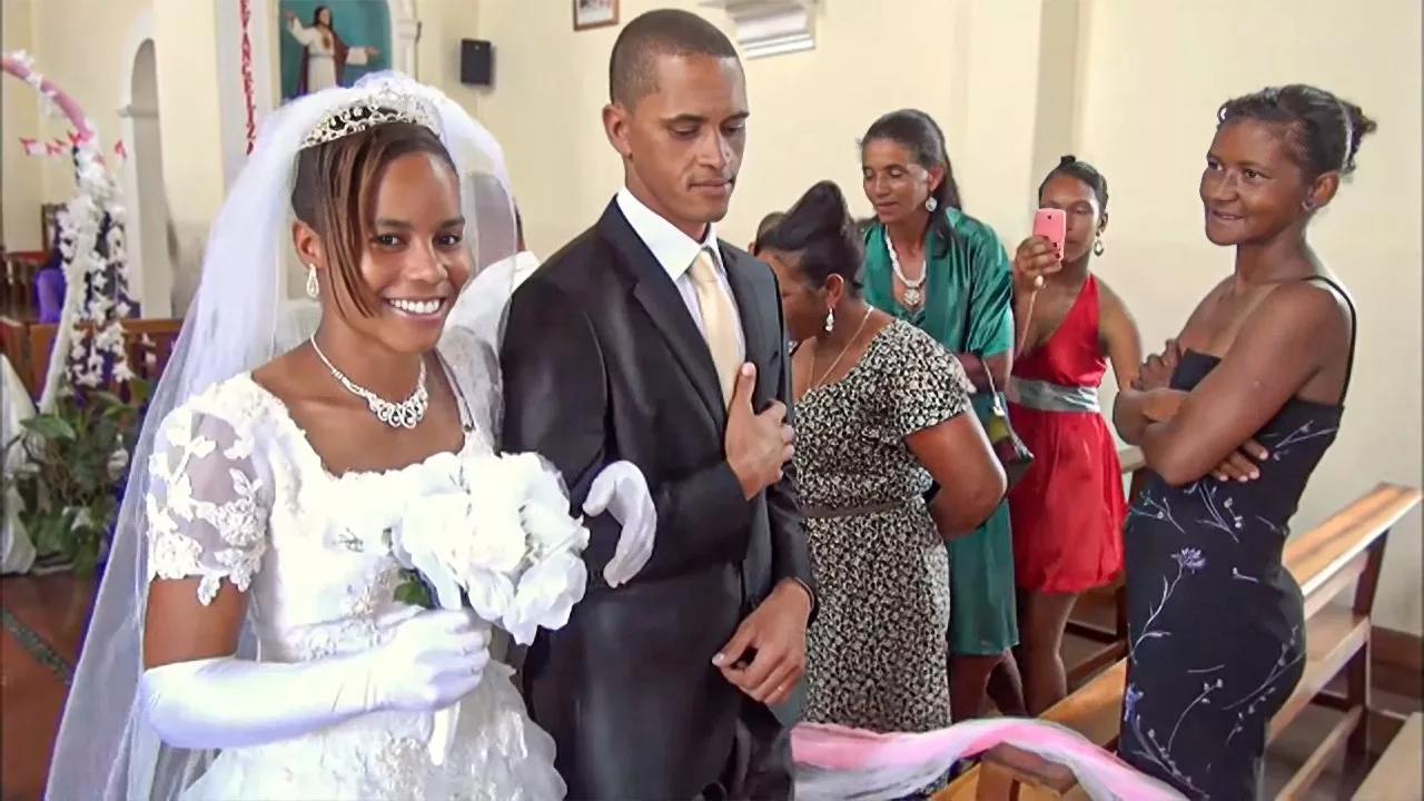 Mariage haut en couleur pour Aldino et Mira à San Felipe