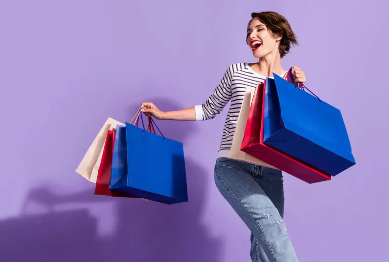 Article | Les réductions des clubs privés de shopping sont-elles vraiment avantageuses ? Enquête sur les vraies économies réalisées