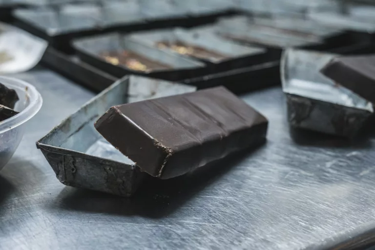 Article | Pourquoi le chocolat blanchit ?