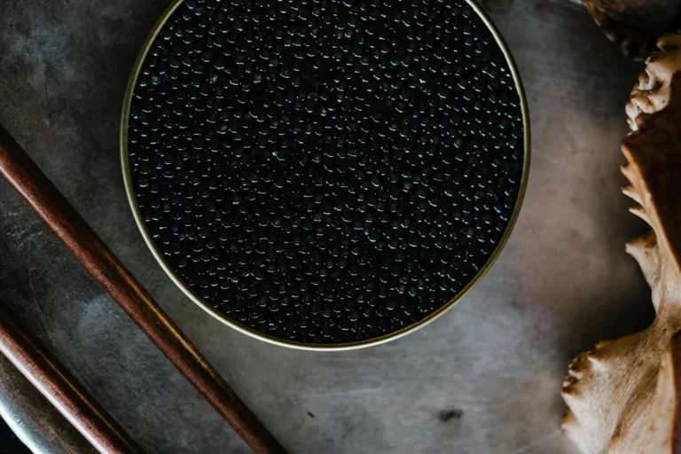 Article | Pourquoi le caviar est cher ?