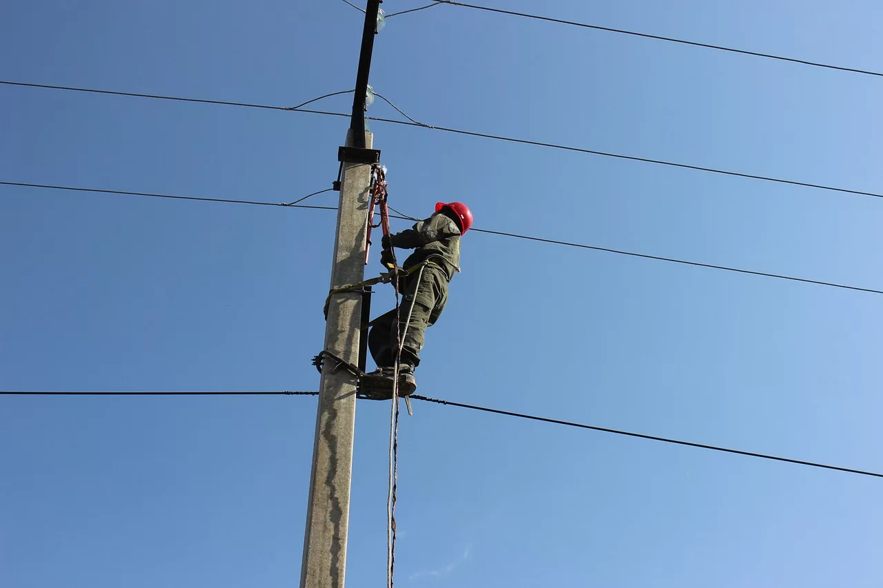 Sécurité électrique : les équipements indispensables pour un chantier conforme