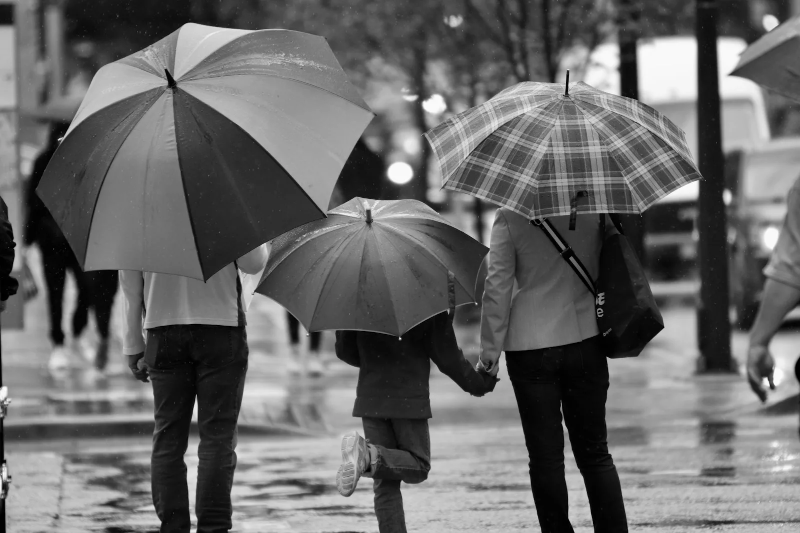 Même par temps de pluie, Biscarrosse offre une variété d'activités culturelles, ludiques et relaxantes pour profiter pleinement de votre séjour.