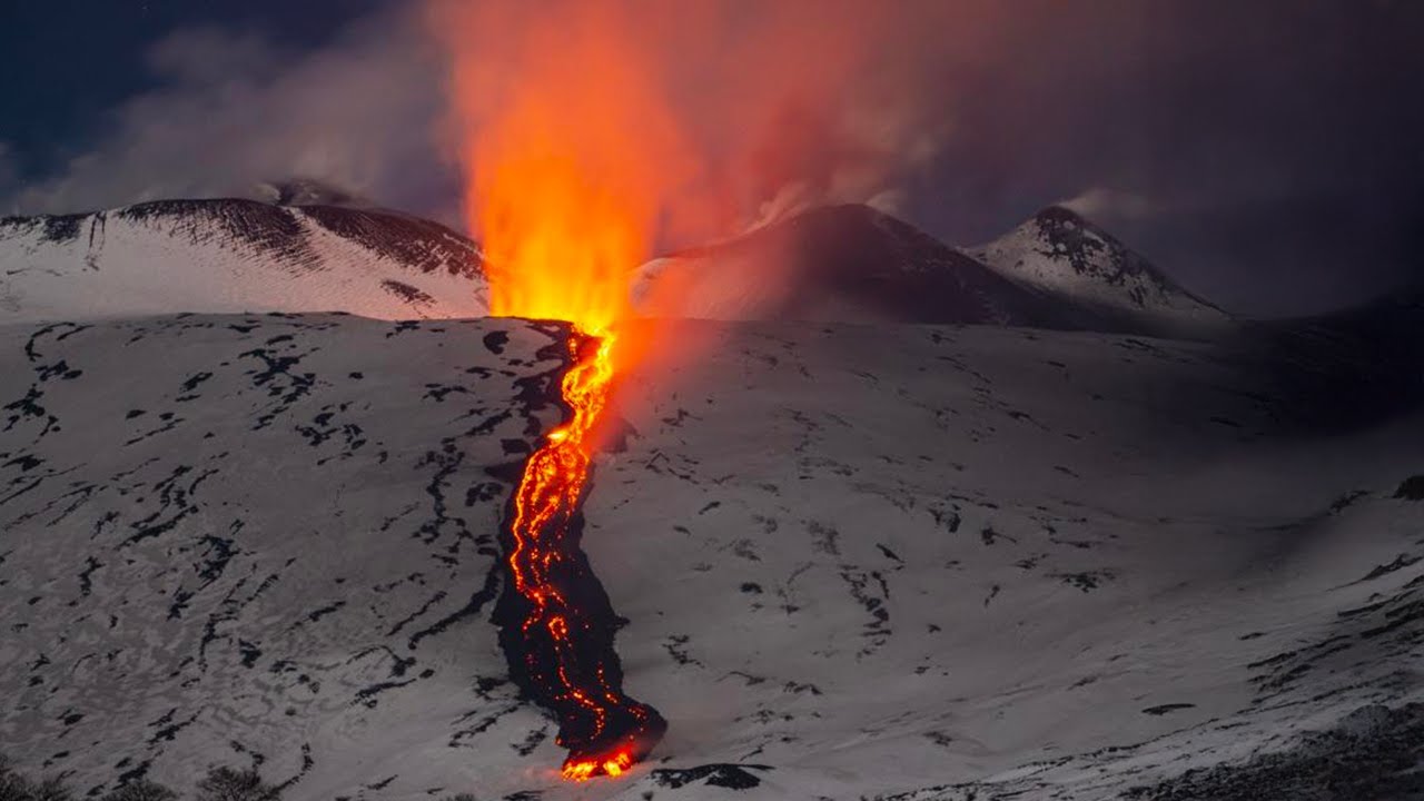 Un volcan en colère - La sicile face à la menace du géant