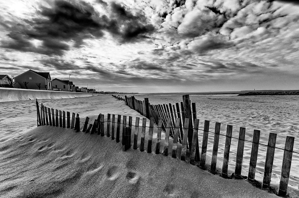 Si vous cherchez une plage proche de La Rochelle, Châtelaillon-Plage est une destination idéale.