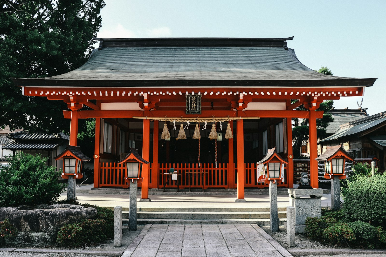 Les essentiels à connaître avant de visiter les temples et sanctuaires japonais